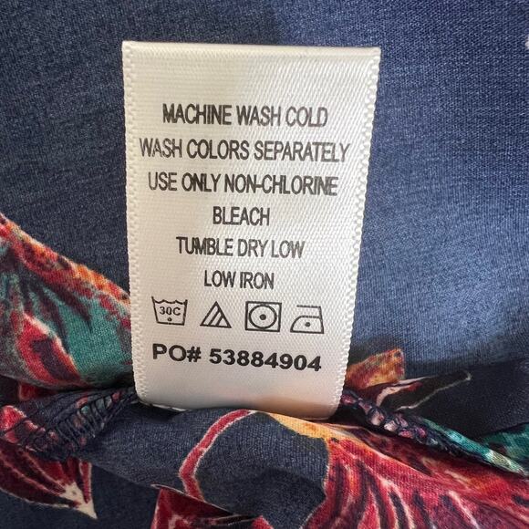 Catherines Womens Blouse 4X Navy Red Floral Button Front 3/4 Sleeves Plus Size - Picture 6 of 6